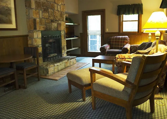 Lodge Giant Makanda